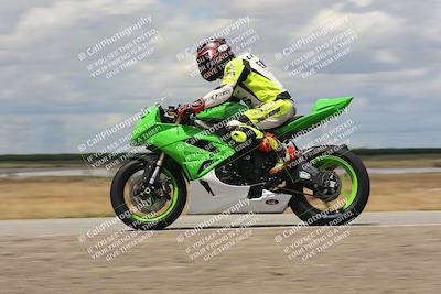 media/Apr-26-2024-TrackDaz (Fri) [[c4b677d280]]/C Group/140pm (Wheelie Bump)/